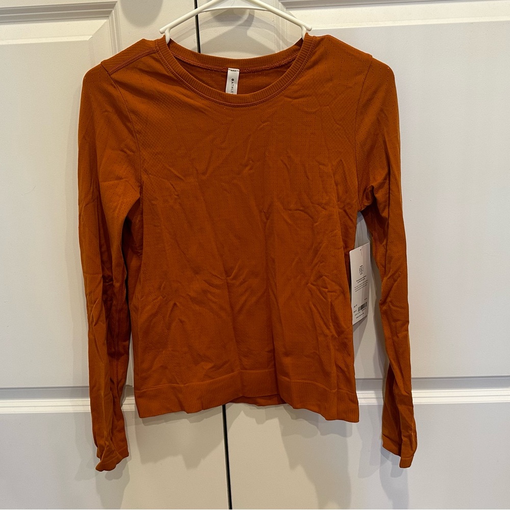 Athleta In Motion Top NWT XS